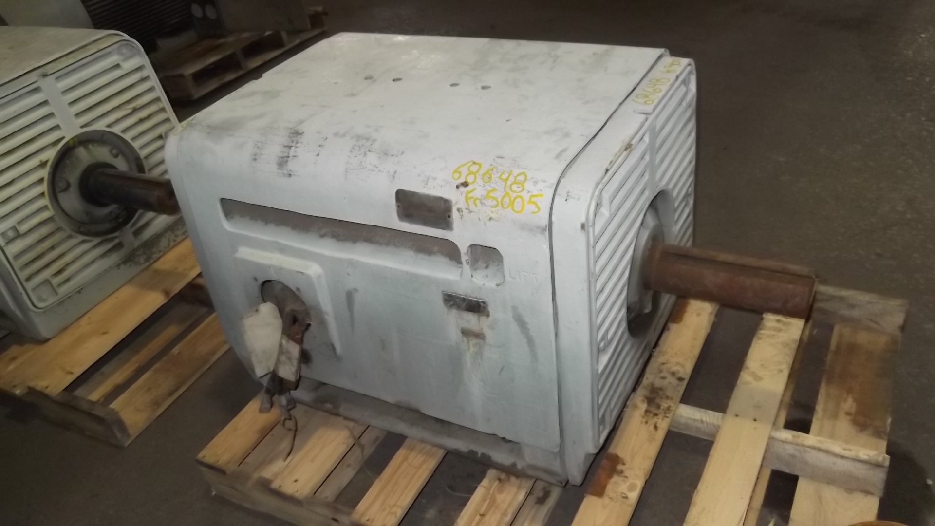 Reliance 200 HP 1200 RPM 5005 Squirrel Cage Motors 68648