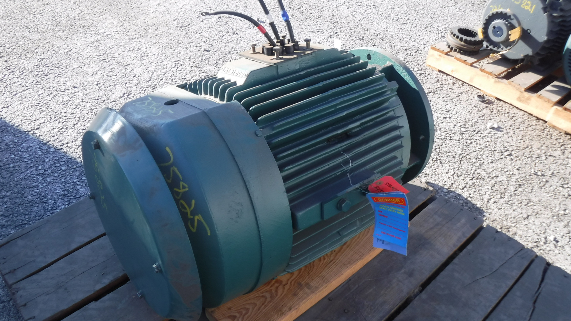 Reliance 60 HP 1780 RPM 364HP Vertical Motors 75825