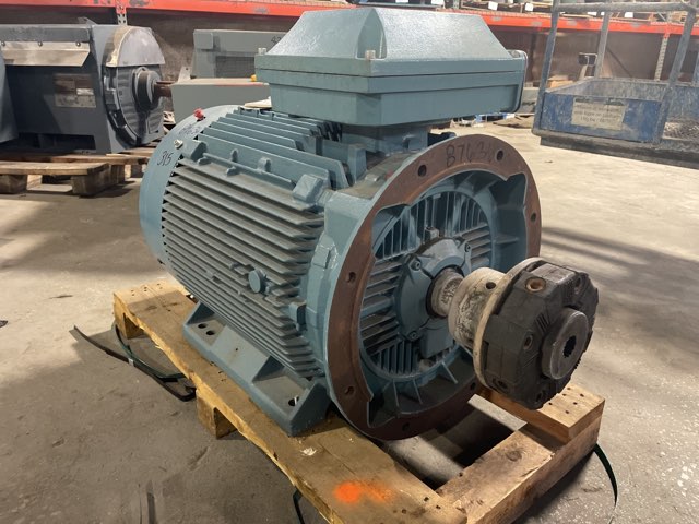 ABB 200 HP 1800 RPM 315SD Squirrel Cage Motors 87636