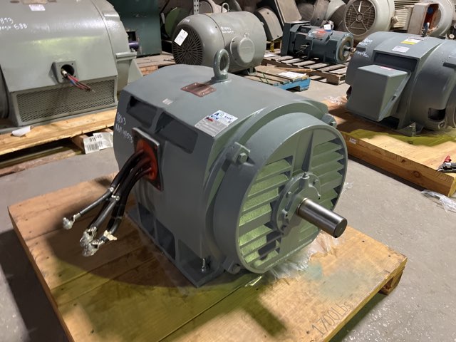 Toshiba 300 HP 3600 RPM 445TS Squirrel Cage Motors 88013