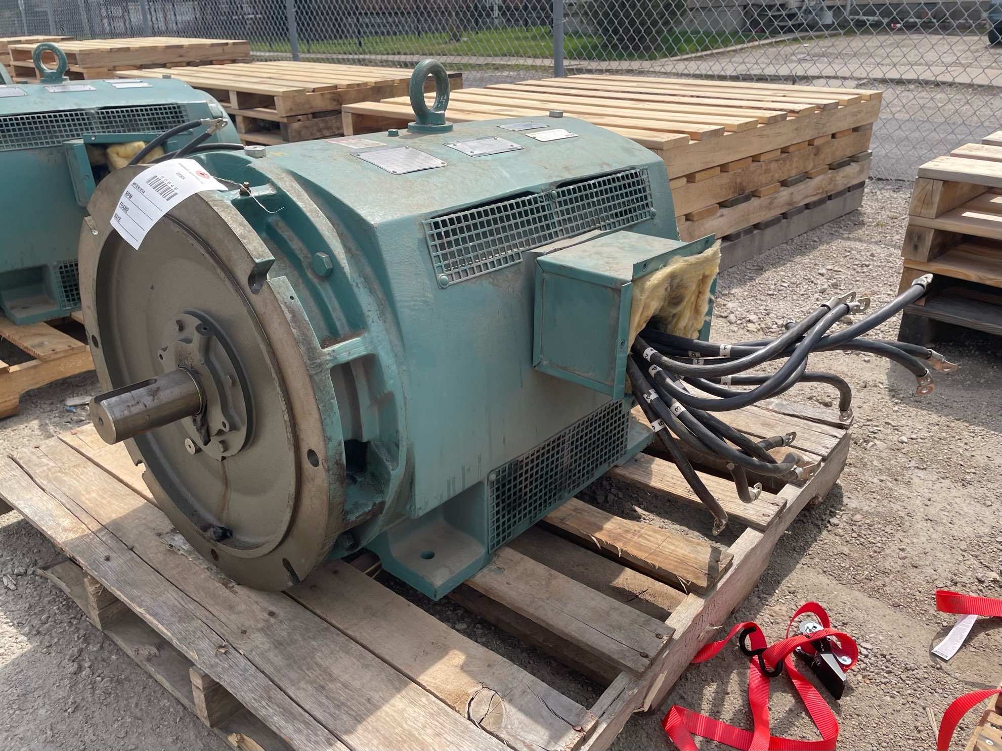 Toshiba 350 HP 3600 RPM 447TDZ Squirrel Cage Motors 90848