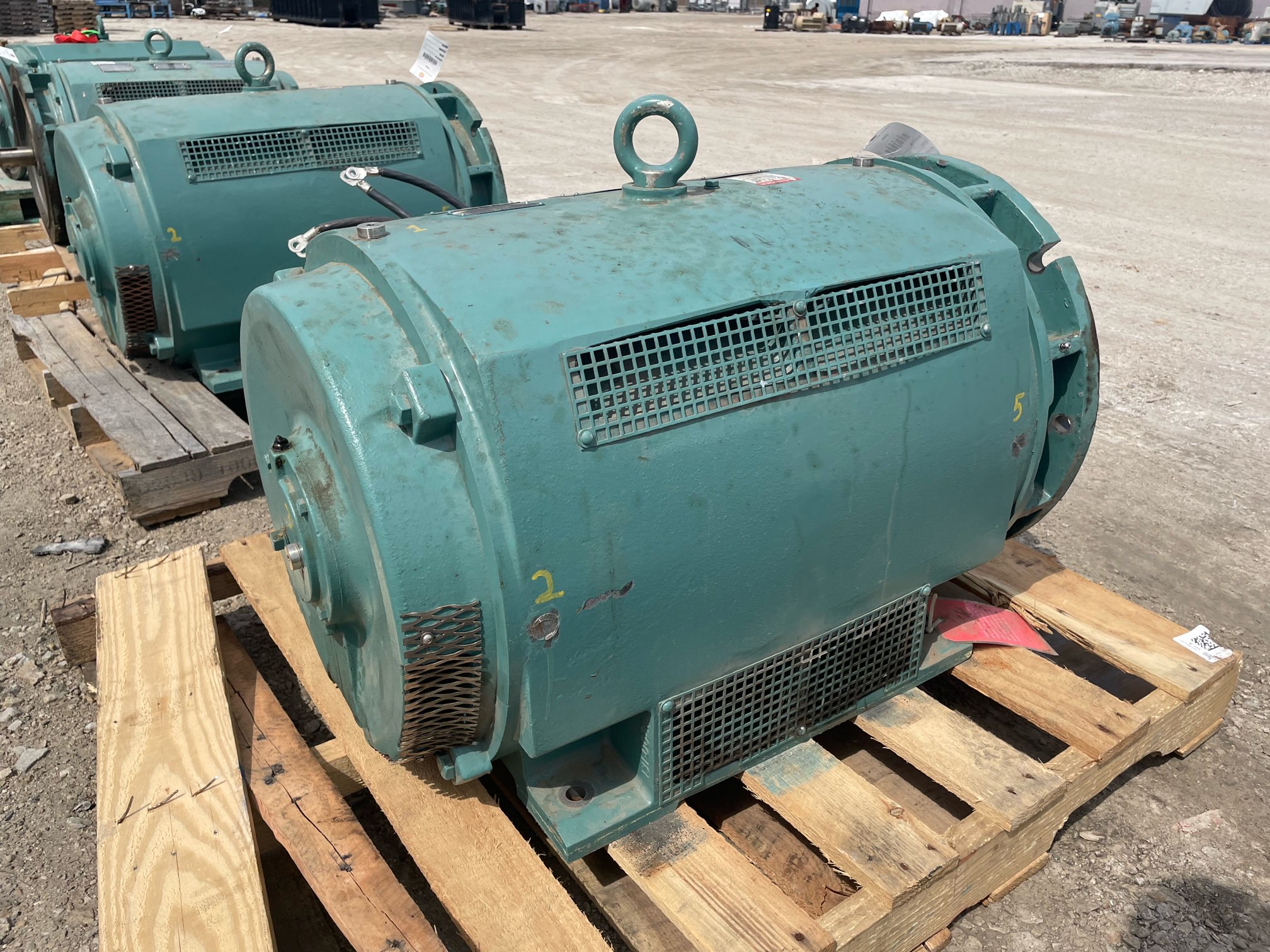 Toshiba 350 HP 3600 RPM 447TDZ Squirrel Cage Motors 90849