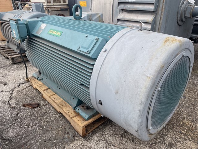 Siemens 700 HP 3600 RPM 5810S Squirrel Cage Motors 91732