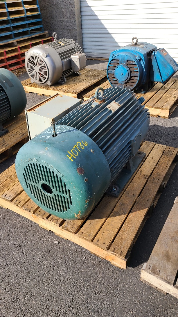 Toshiba 200 HP 1800 RPM 447TZ Squirrel Cage Motors H0786