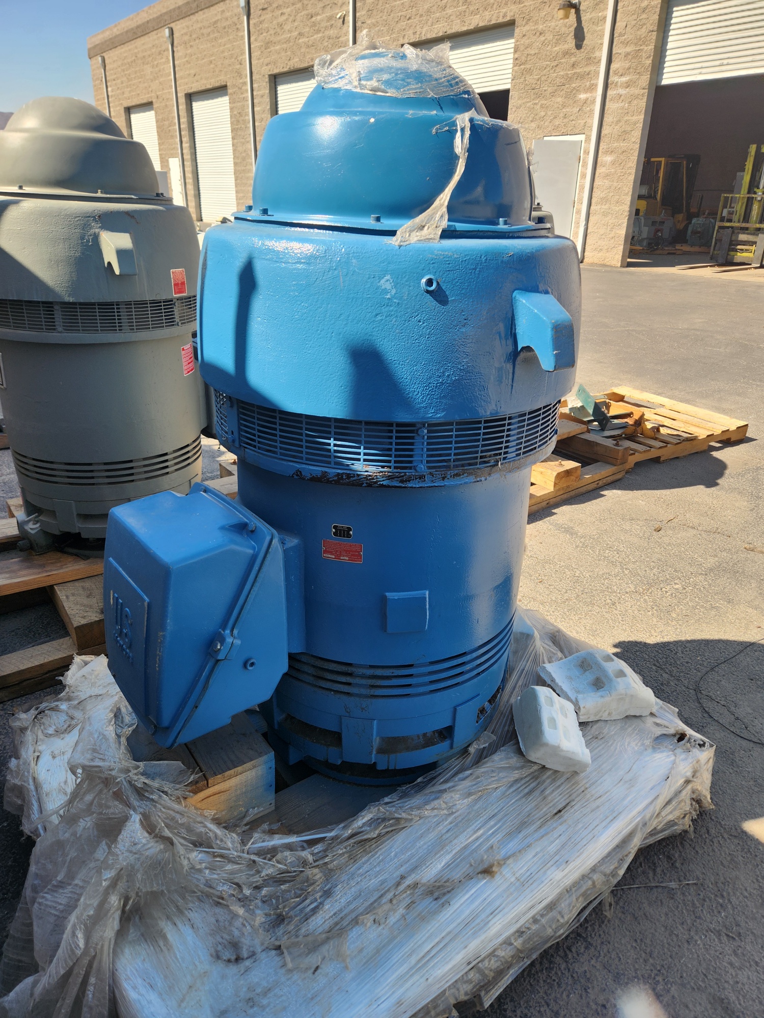 US Electric 300 HP 1777 RPM 5006PH Vertical Motors H1234
