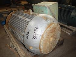 Siemens-Allis 150 HP 1775 RPM 445HP Vertical Motors 75108