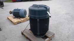 Louis-Allis 150 HP 3565 RPM 445TP Vertical Motors 82695